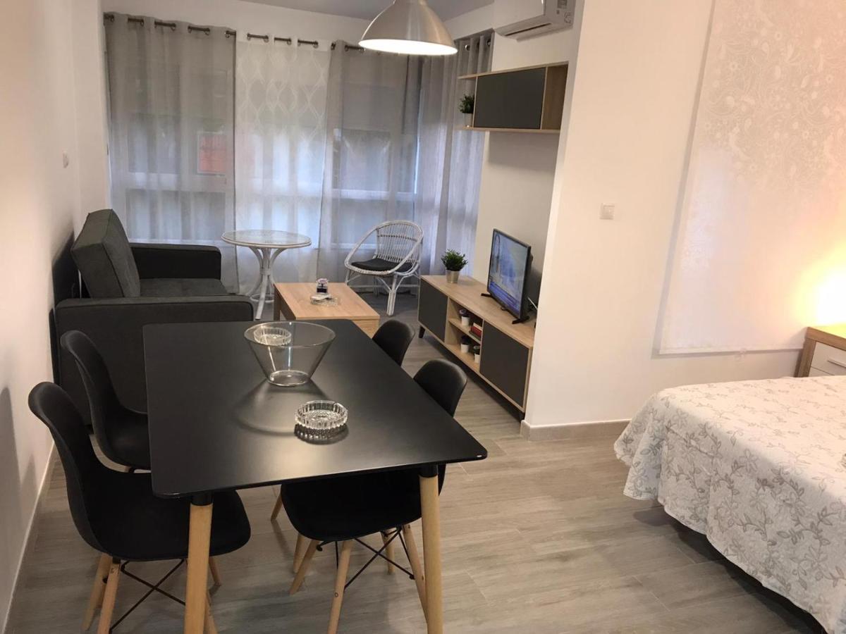 Apartamentos Centro Internacional Algarrobo-Costa Buitenkant foto