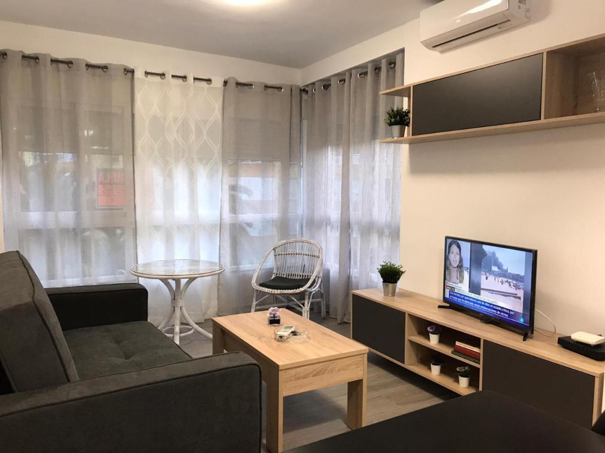 Apartamentos Centro Internacional Algarrobo-Costa Buitenkant foto